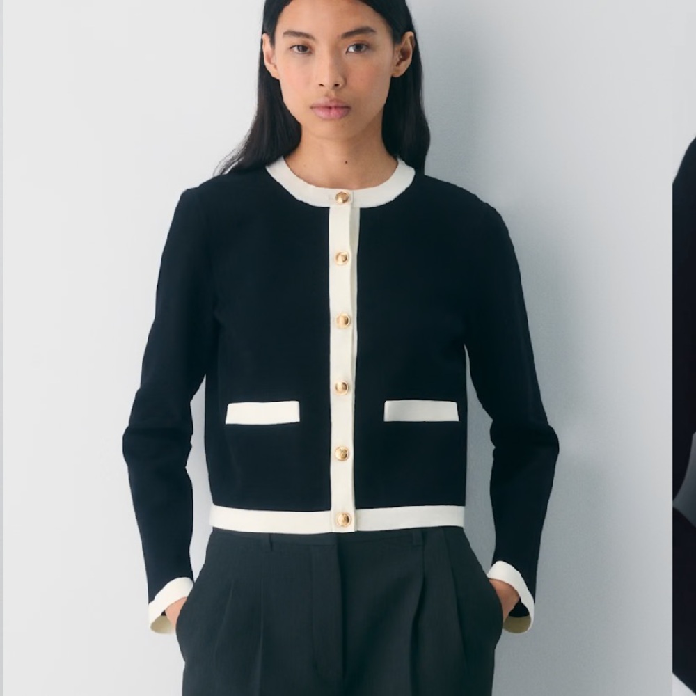 Aritzia Approach Cardigan in Navy & White